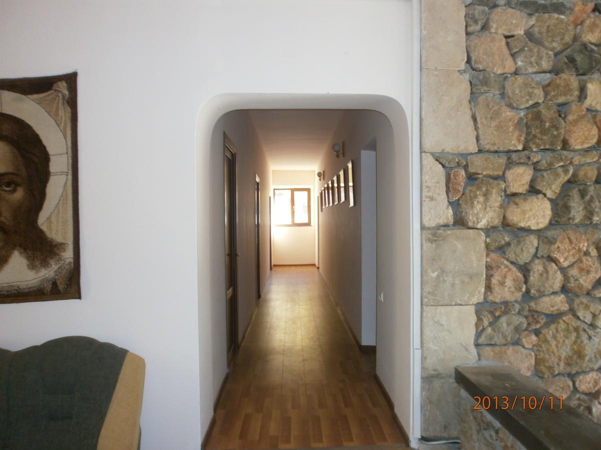 Noravank'S Hotel Areni Exterior photo